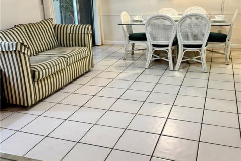 Купить кондоминиум в Делтона, Флорида 4 комнаты, 83.33м2, № 1405624 - фото 4