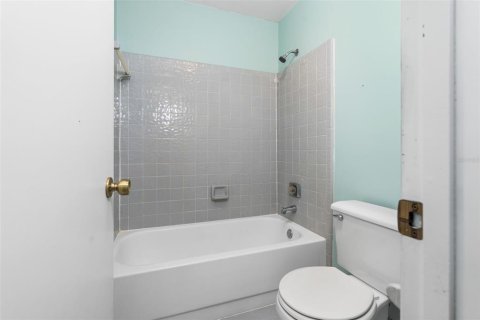 House in Gainesville, Florida 2 bedrooms, 93.55 sq.m. № 1858278 - photo 15