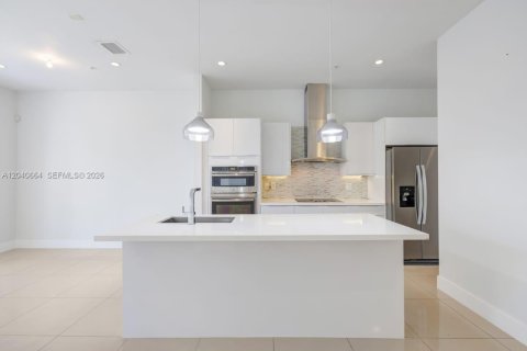 Touwnhouse à vendre à Doral, Floride: 4 chambres, 226.4 m2 № 2088423 - photo 28