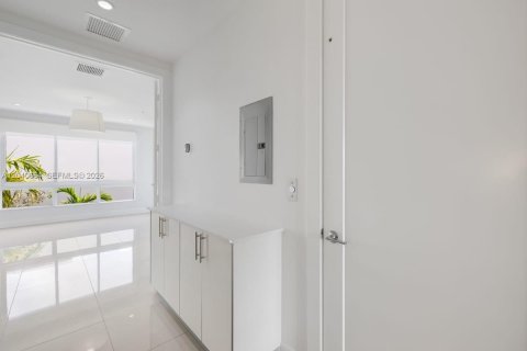 Touwnhouse à vendre à Doral, Floride: 4 chambres, 226.4 m2 № 2088423 - photo 17