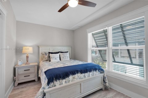 Casa en venta en Marathon, Florida, 2 dormitorios № 1990402 - foto 18