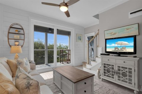 Casa en venta en Marathon, Florida, 2 dormitorios № 1990402 - foto 12