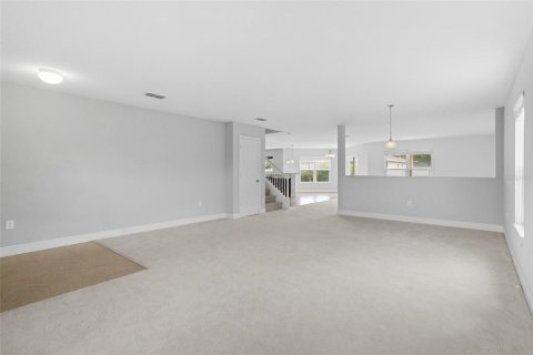Casa en venta en Kissimmee, Florida, 3 dormitorios, 310.39 m2 № 1914135 - foto 6