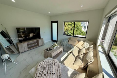 Appartement à louer à Miami Beach, Floride: 1 chambre № 2025435 - photo 4