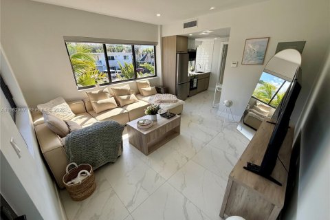 Appartement à louer à Miami Beach, Floride: 1 chambre № 2025435 - photo 2