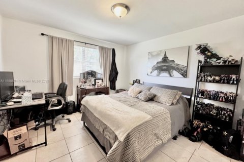 Condo in Sunrise, Florida, 2 bedrooms  № 1922078 - photo 8