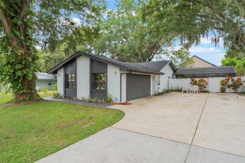 Villa ou maison à vendre à Clermont, Floride: 3 chambres, 245.35 m2 № 1910923 - photo 3