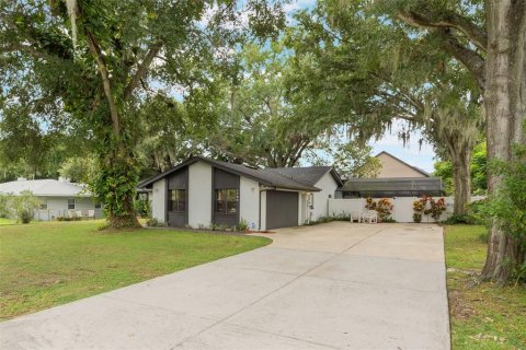 Villa ou maison à vendre à Clermont, Floride: 3 chambres, 245.35 m2 № 1910923 - photo 4