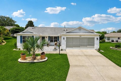 House in The Villages, Florida 3 bedrooms, 141.86 sq.m. № 2297165