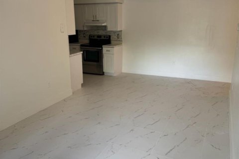 Copropriété à louer à Davie, Floride: 2 chambres, 87.51 m2 № 2439217 - photo 8