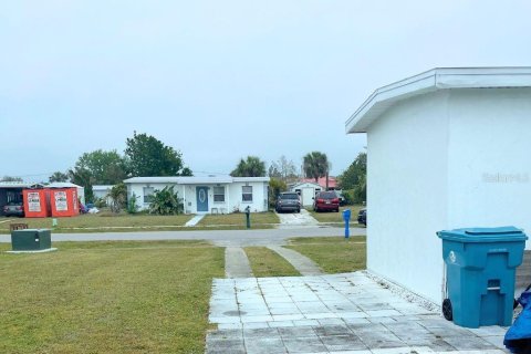 Casa en venta en Port Charlotte, Florida, 2 dormitorios, 60.76 m2 № 1537768 - foto 18