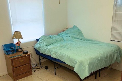 Casa en venta en Port Charlotte, Florida, 2 dormitorios, 60.76 m2 № 1537768 - foto 12