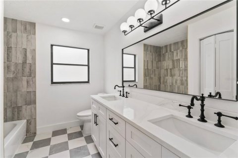 Villa ou maison à vendre à Valrico, Floride: 4 chambres, 228.73 m2 № 1899421 - photo 18