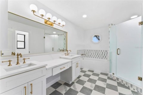 Casa en venta en Valrico, Florida, 4 dormitorios, 228.73 m2 № 1899421 - foto 25