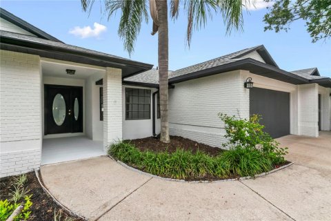 Villa ou maison à vendre à Valrico, Floride: 4 chambres, 228.73 m2 № 1899421 - photo 3
