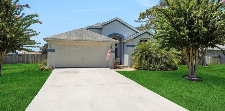 House in Winter Haven, Florida 3 bedrooms, 168.52 sq.m. № 1876596