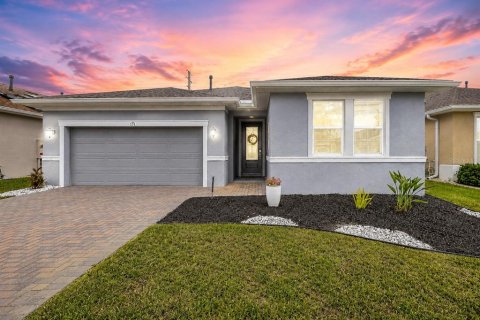 House in Groveland, Florida 3 bedrooms, 190.54 sq.m. № 2306852