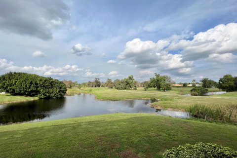 Condo in Wellington, Florida, 3 bedrooms  № 2187403 - photo 12