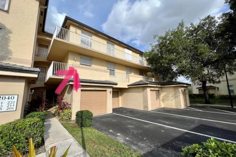 Condo in Wellington, Florida, 3 bedrooms  № 2187403 - photo 13