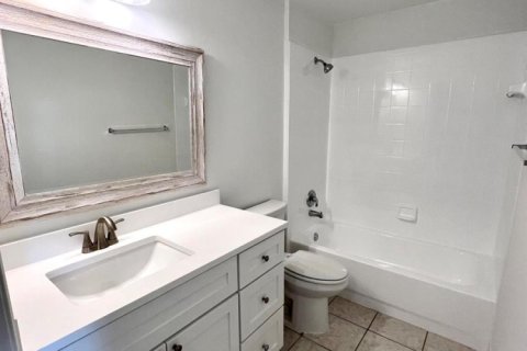 Condo in Wellington, Florida, 3 bedrooms  № 2187403 - photo 11