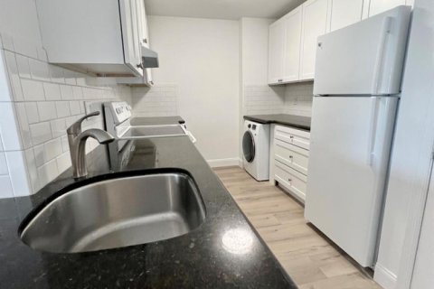 Condo in Wellington, Florida, 3 bedrooms  № 2187403 - photo 4