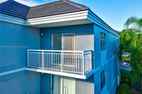 Снять в аренду квартиру в Катлер-Бей, Флорида 2 спальни, 103.4м2, № 1956396 - фото 19