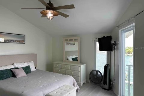 Condominio en venta en Treasure Island, Florida, 3 dormitorios, 120.77 m2 № 1846823 - foto 15