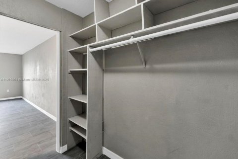 Купить кондоминиум в Норт-Майами, Флорида 1 спальня, 64.66м2, № 1971690 - фото 20