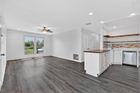 Купить кондоминиум в Орландо, Флорида 4 комнаты, 88.44м2, № 2112424 - фото 8