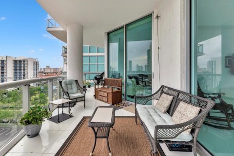 Condo in Aventura, Florida, 2 bedrooms № 2082143 - photo 12
