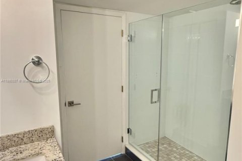 Appartement à louer à Doral, Floride: 2 chambres № 1924860 - photo 9