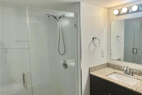 Appartement à louer à Doral, Floride: 2 chambres № 1924860 - photo 10
