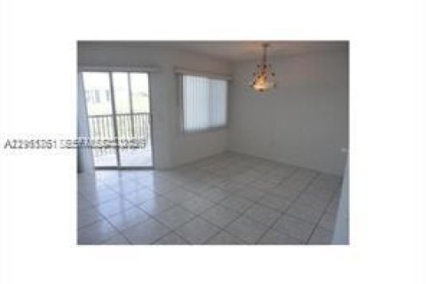 Immobilier commercial à vendre à Pembroke Pines, Floride: 87.33 m2 № 2024634 - photo 6