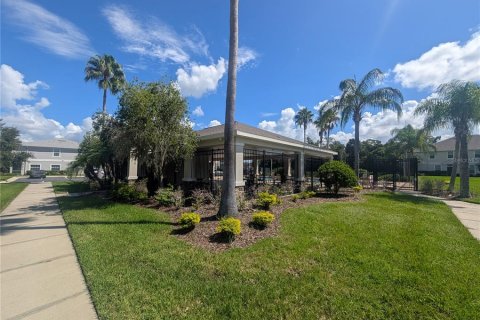 Touwnhouse à louer à Plant City, Floride: 2 chambres, 110.09 m2 № 2418887 - photo 14