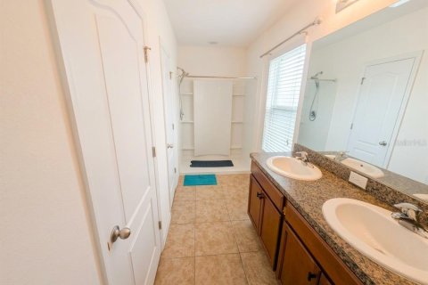 Touwnhouse à louer à Plant City, Floride: 2 chambres, 110.09 m2 № 2418887 - photo 11
