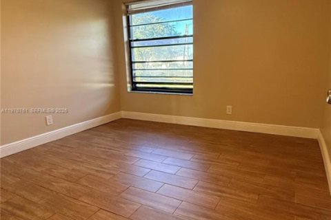 Condominio en venta en Oakland Park, Florida, 2 dormitorios, 84.54 m2 № 2031183 - foto 10