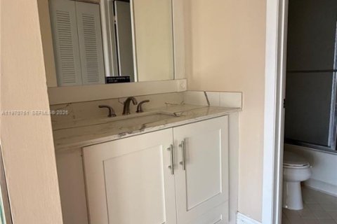 Condominio en venta en Oakland Park, Florida, 2 dormitorios, 84.54 m2 № 2031183 - foto 14