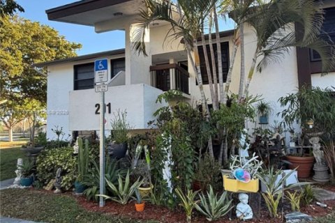 Condominio en venta en Oakland Park, Florida, 2 dormitorios, 84.54 m2 № 2031183 - foto 3