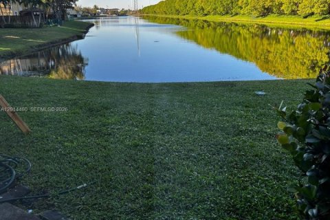Touwnhouse à louer à Miramar, Floride: 3 chambres, 139.82 m2 № 2076455 - photo 20