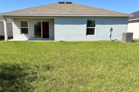 Villa ou maison à vendre à Haines City, Floride: 4 chambres, 184.23 m2 № 2429349 - photo 5