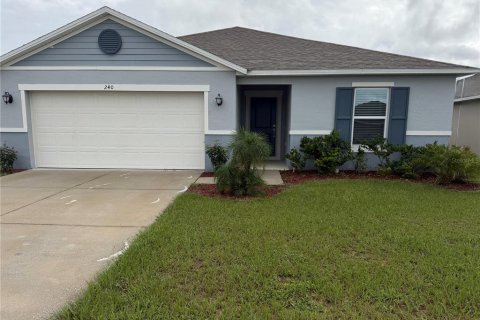 Villa ou maison à Haines City, Floride 4 chambres, 184.23 m2 № 2429349