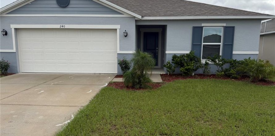 Villa ou maison à Haines City, Floride 4 chambres, 184.23 m2 № 2429349