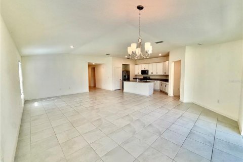 Villa ou maison à vendre à Haines City, Floride: 4 chambres, 184.23 m2 № 2429349 - photo 21