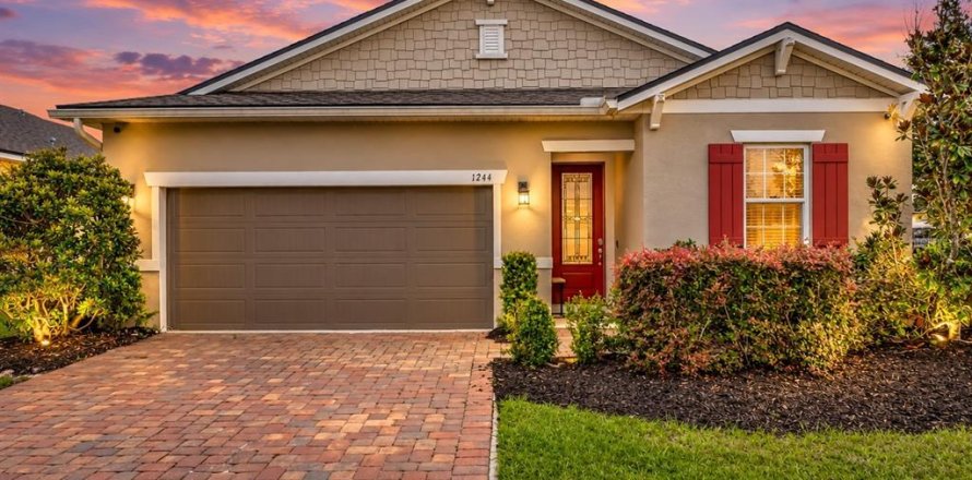 Villa ou maison à Groveland, Floride 4 chambres, 179.12 m2 № 2408259