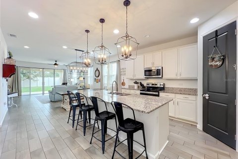 Villa ou maison à vendre à Groveland, Floride: 4 chambres, 179.12 m2 № 2408259 - photo 4