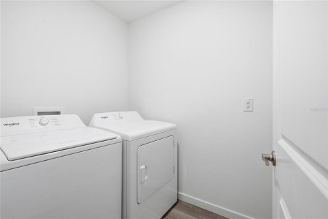 Casa en alquiler en Ocala, Florida, 4 dormitorios, 154.68 m2 № 2296866 - foto 4