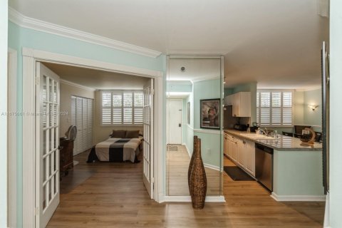 Condo in Aventura, Florida, 3 bedrooms  № 1399903 - photo 24