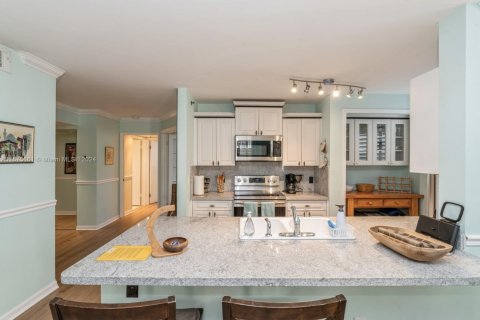 Condo in Aventura, Florida, 3 bedrooms  № 1399903 - photo 5