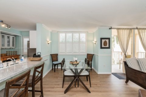 Condo in Aventura, Florida, 3 bedrooms  № 1399903 - photo 6