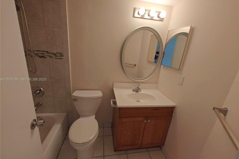 Condominio en alquiler en Coral Springs, Florida, 2 dormitorios, 74.79 m2 № 1992242 - foto 28